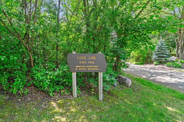 15700 5th Avenue N, Plymouth, MN 55447