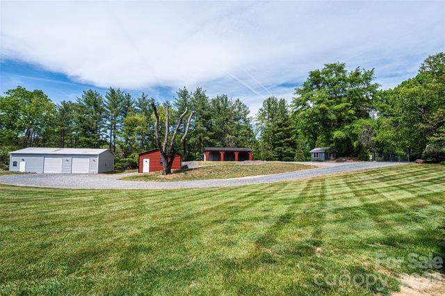 379 Horseshoe Bend Road, Hudson, NC 28638
