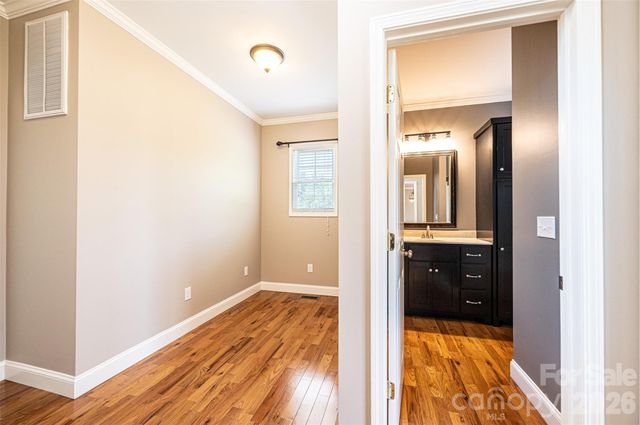 379 Horseshoe Bend Road, Hudson, NC 28638
