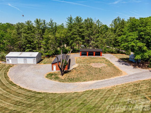 379 Horseshoe Bend Road, Hudson, NC 28638