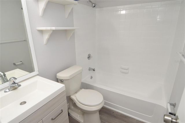 8635 MALLARD RESERVE DRIVE 103, Tampa, FL 33614