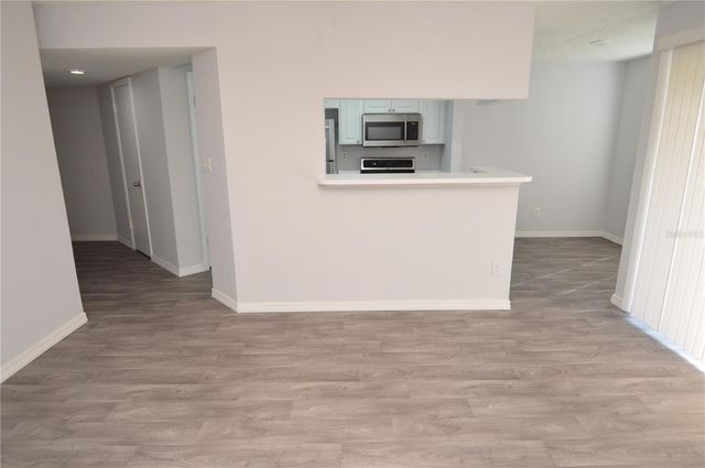 8635 MALLARD RESERVE DRIVE 103, Tampa, FL 33614