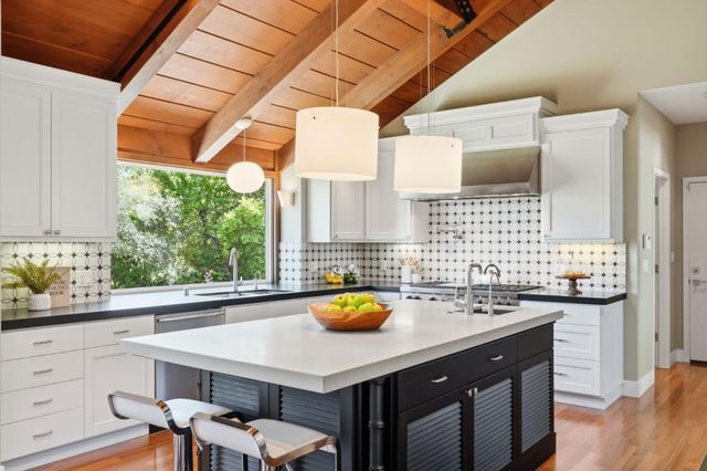 28100 Story Hill Lane, Los Altos Hills, CA 94022