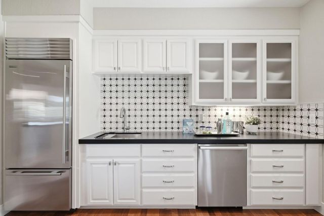 28100 Story Hill Lane, Los Altos Hills, CA 94022
