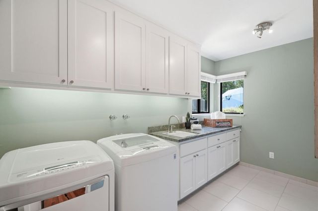 28100 Story Hill Lane, Los Altos Hills, CA 94022