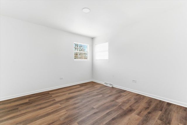 1526 Ridgeway Avenue, Round Lake Beach, IL 60073