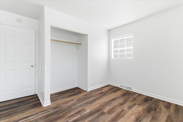 1526 Ridgeway Avenue, Round Lake Beach, IL 60073