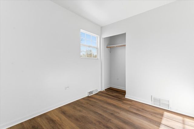 1526 Ridgeway Avenue, Round Lake Beach, IL 60073