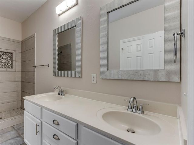 1933 NW 176th Street, Edmond, OK 73012