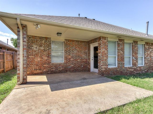 1933 NW 176th Street, Edmond, OK 73012