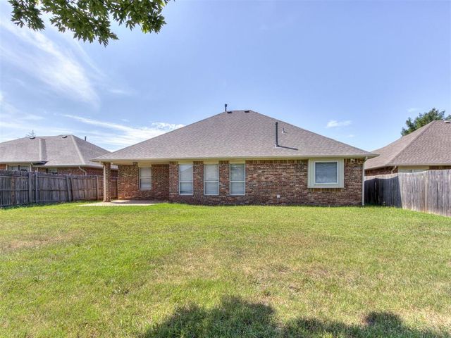 1933 NW 176th Street, Edmond, OK 73012