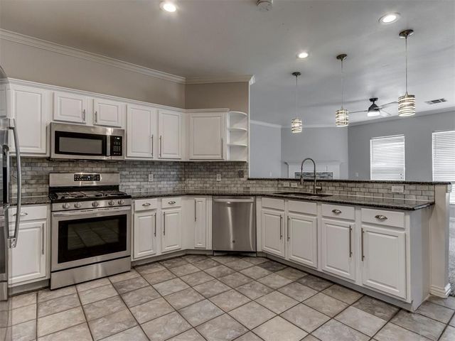 1933 NW 176th Street, Edmond, OK 73012