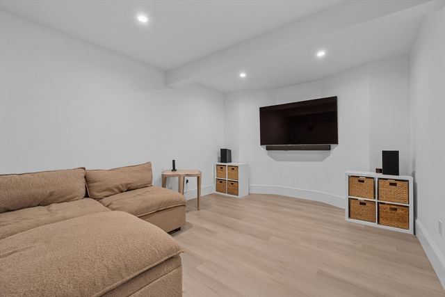 239 Oxford Drive, Barnstable, MA 02635