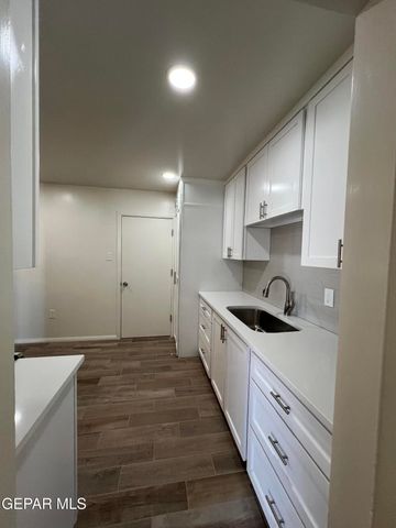 6044 CABRILLO Drive, El Paso, TX 79912