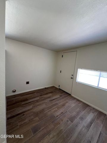 6044 CABRILLO Drive, El Paso, TX 79912