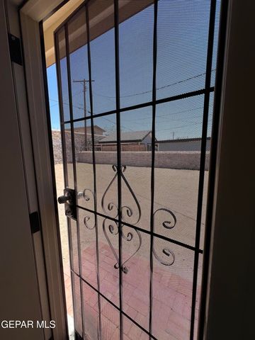 6044 CABRILLO Drive, El Paso, TX 79912