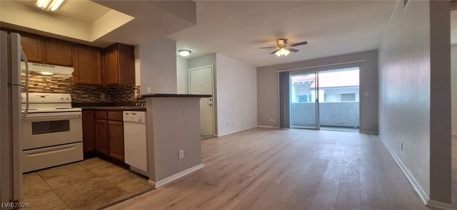 1455 East Katie Avenue C28, Las Vegas, NV 89119