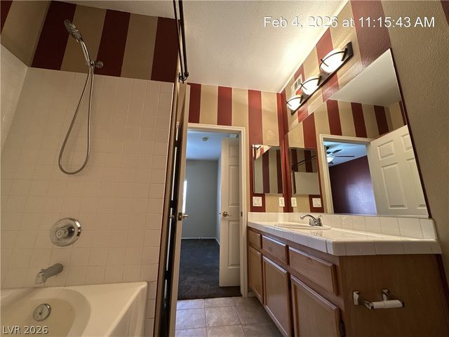 1050 East Cactus Avenue 1015, Las Vegas, NV 89183