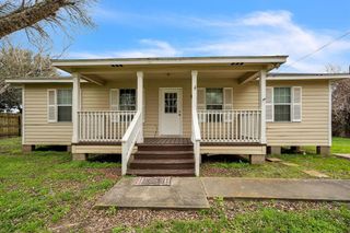 124 Menke Street, Sealy, TX 77474