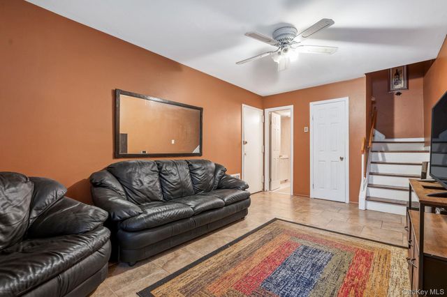 110 Vogel Loop, Staten Island, NY 10314