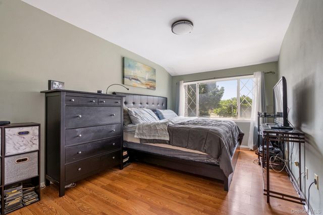 110 Vogel Loop, Staten Island, NY 10314