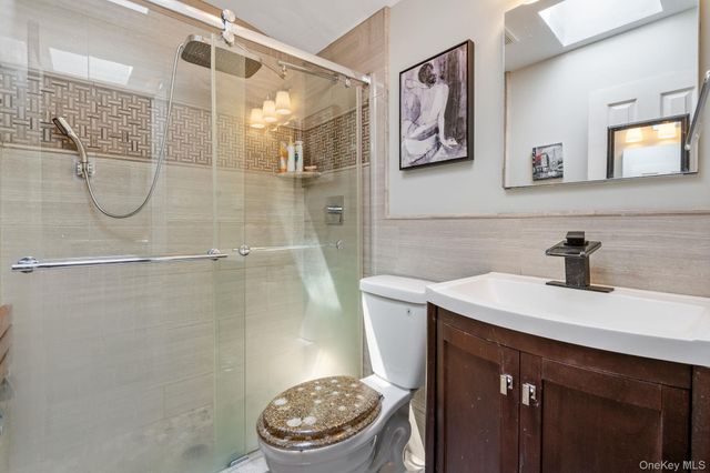 110 Vogel Loop, Staten Island, NY 10314