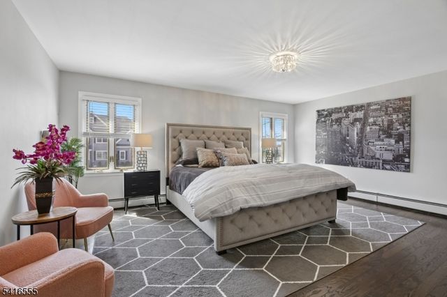 17 Garden St, East Hanover Twp., NJ 07936