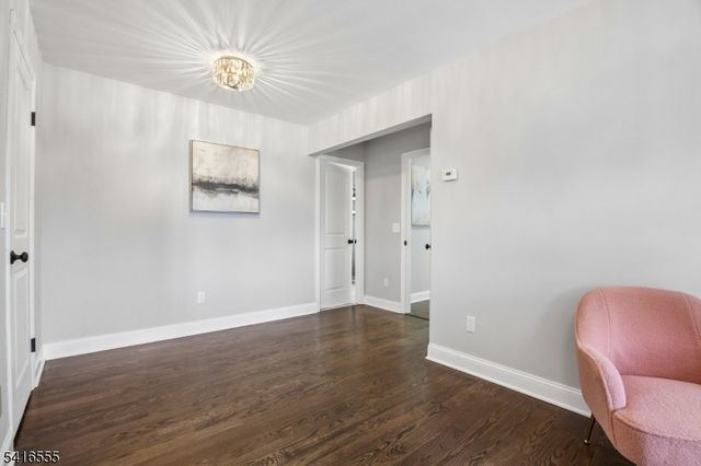 17 Garden St, East Hanover Twp., NJ 07936