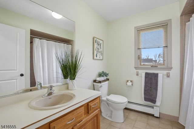 17 Garden St, East Hanover Twp., NJ 07936