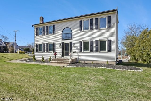 17 Garden St, East Hanover Twp., NJ 07936