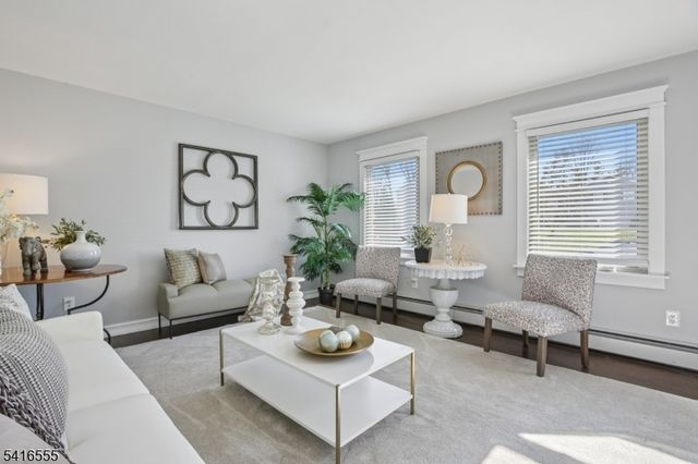 17 Garden St, East Hanover Twp., NJ 07936