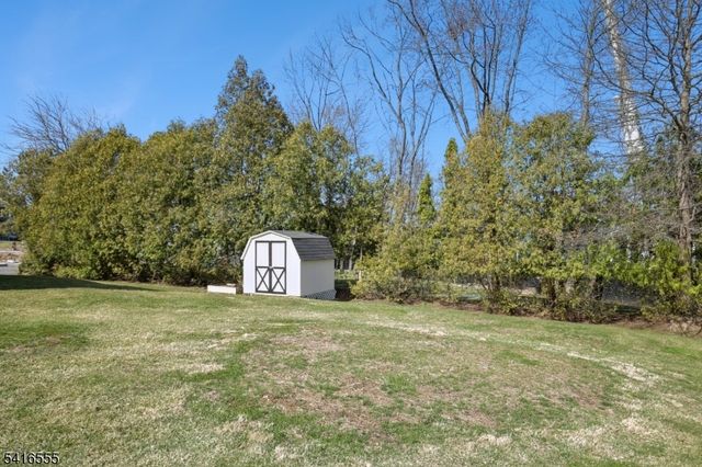 17 Garden St, East Hanover Twp., NJ 07936