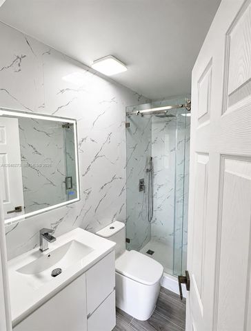 7420 W 20th Ave 335, Hialeah, FL 33016