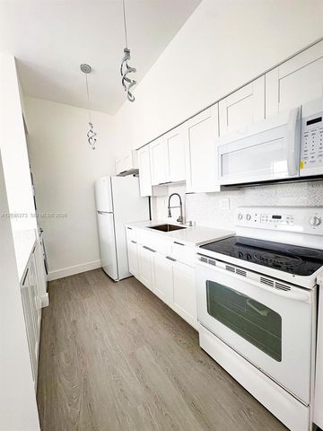 7420 W 20th Ave 335, Hialeah, FL 33016