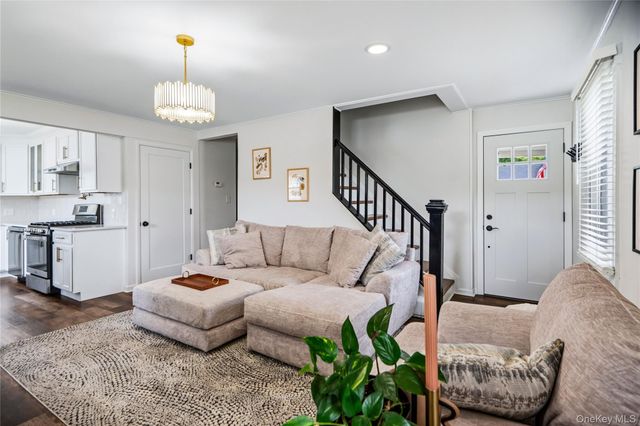 633 Robin Court, West Hempstead, NY 11552