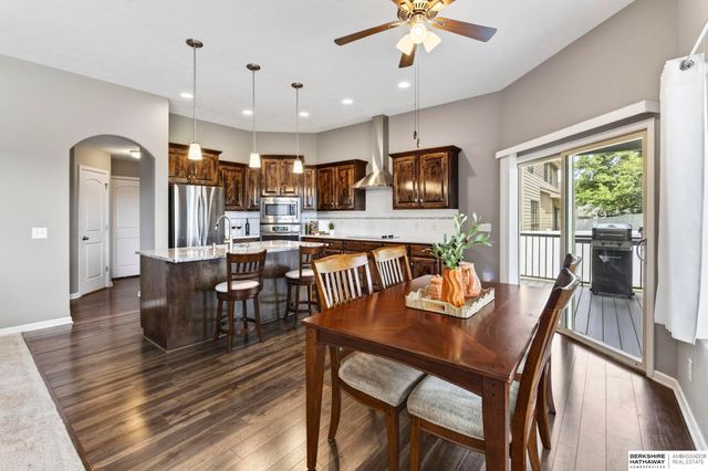 5255 Waterford Avenue Circle, Bellevue, NE 68133