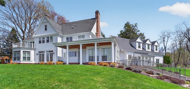5592 S Shore Drive, Whitehall, MI 49461