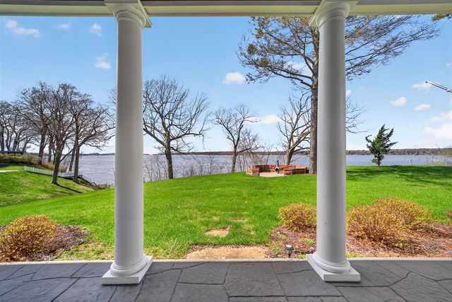 5592 S Shore Drive, Whitehall, MI 49461