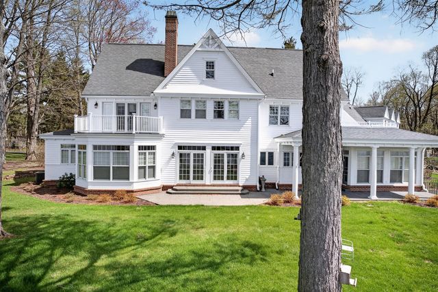 5592 S Shore Drive, Whitehall, MI 49461