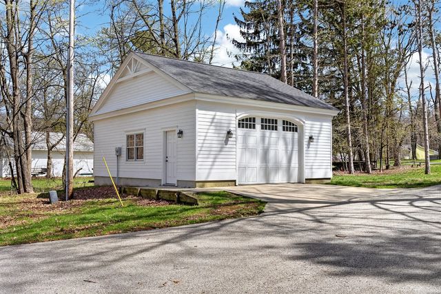 5592 S Shore Drive, Whitehall, MI 49461