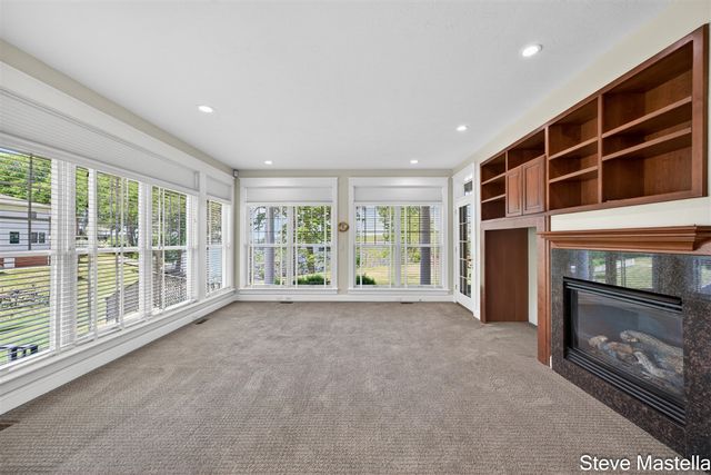 5592 S Shore Drive, Whitehall, MI 49461
