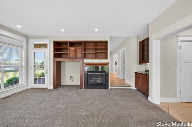 5592 S Shore Drive, Whitehall, MI 49461