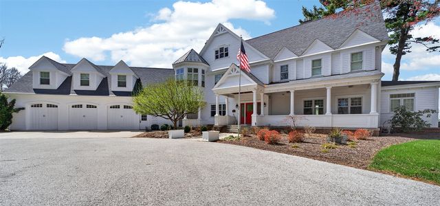 5592 S Shore Drive, Whitehall, MI 49461