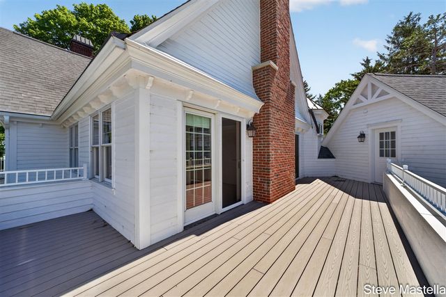 5592 S Shore Drive, Whitehall, MI 49461