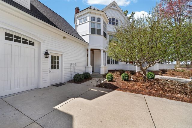5592 S Shore Drive, Whitehall, MI 49461