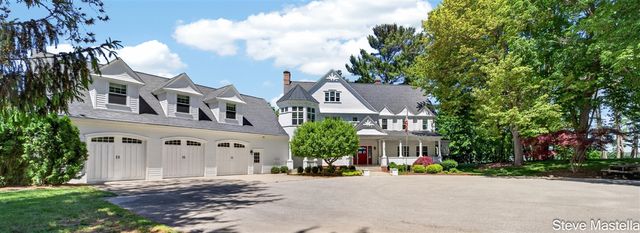 5592 S Shore Drive, Whitehall, MI 49461