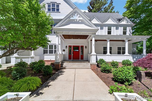 5592 S Shore Drive, Whitehall, MI 49461