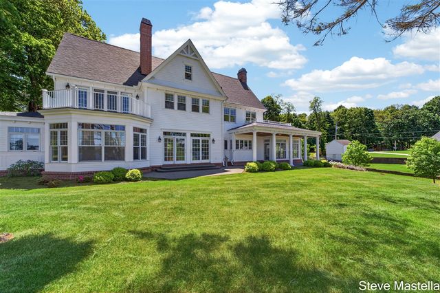 5592 S Shore Drive, Whitehall, MI 49461
