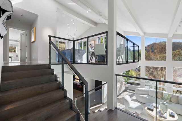 27201 Moody Road, Los Altos Hills, CA 94022