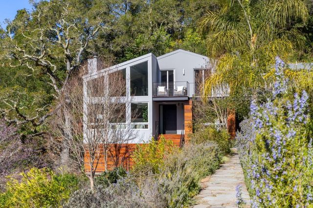 27201 Moody Road, Los Altos Hills, CA 94022